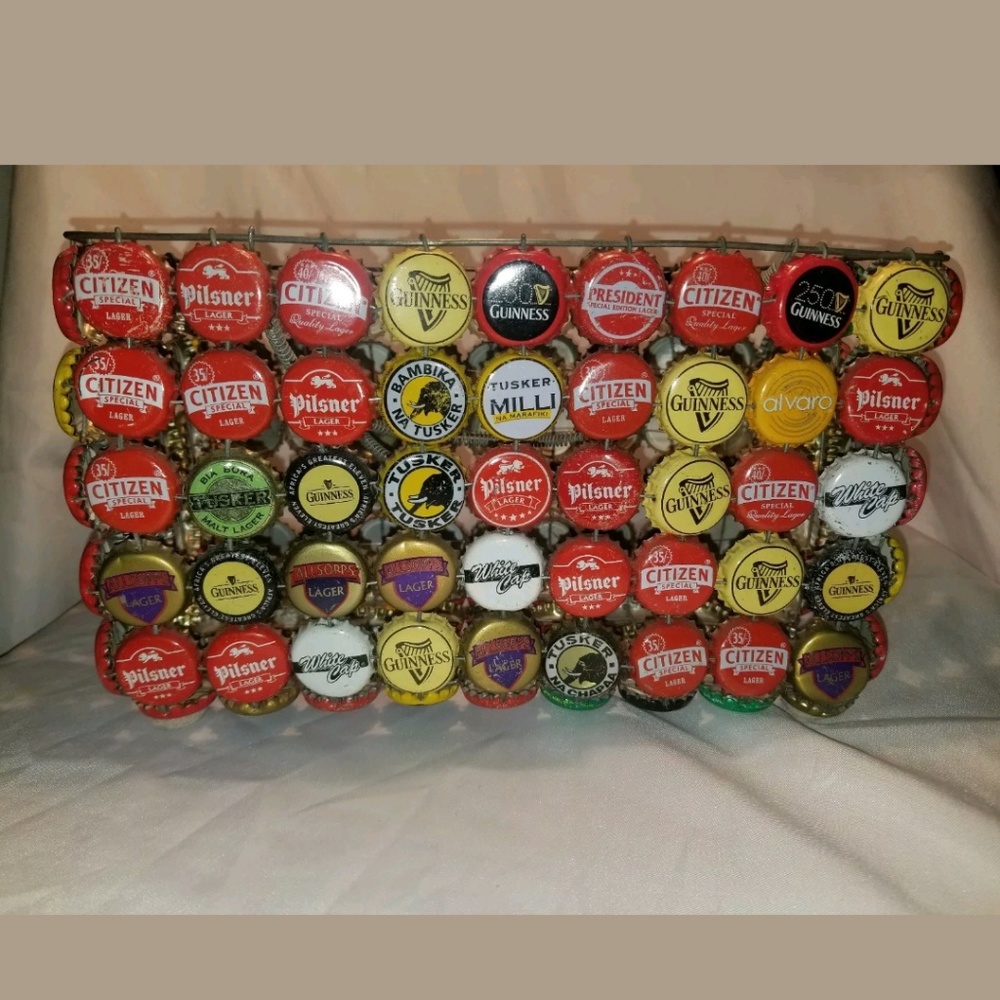 vintage style beer & soda bottle cap basket/purse - Picture 6 of 7